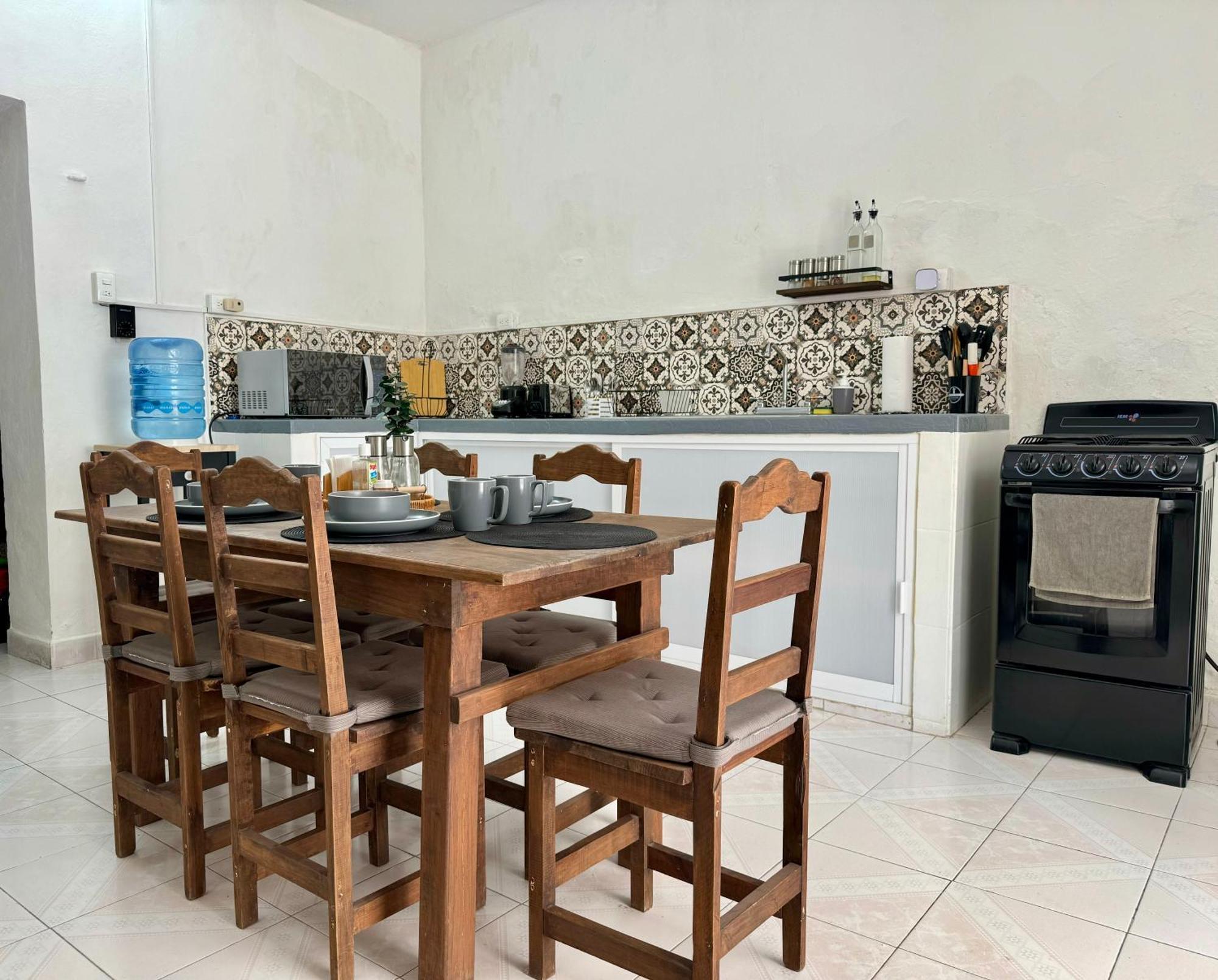 Casita Azul Colonial En El Centro De Merida. Εξωτερικό φωτογραφία