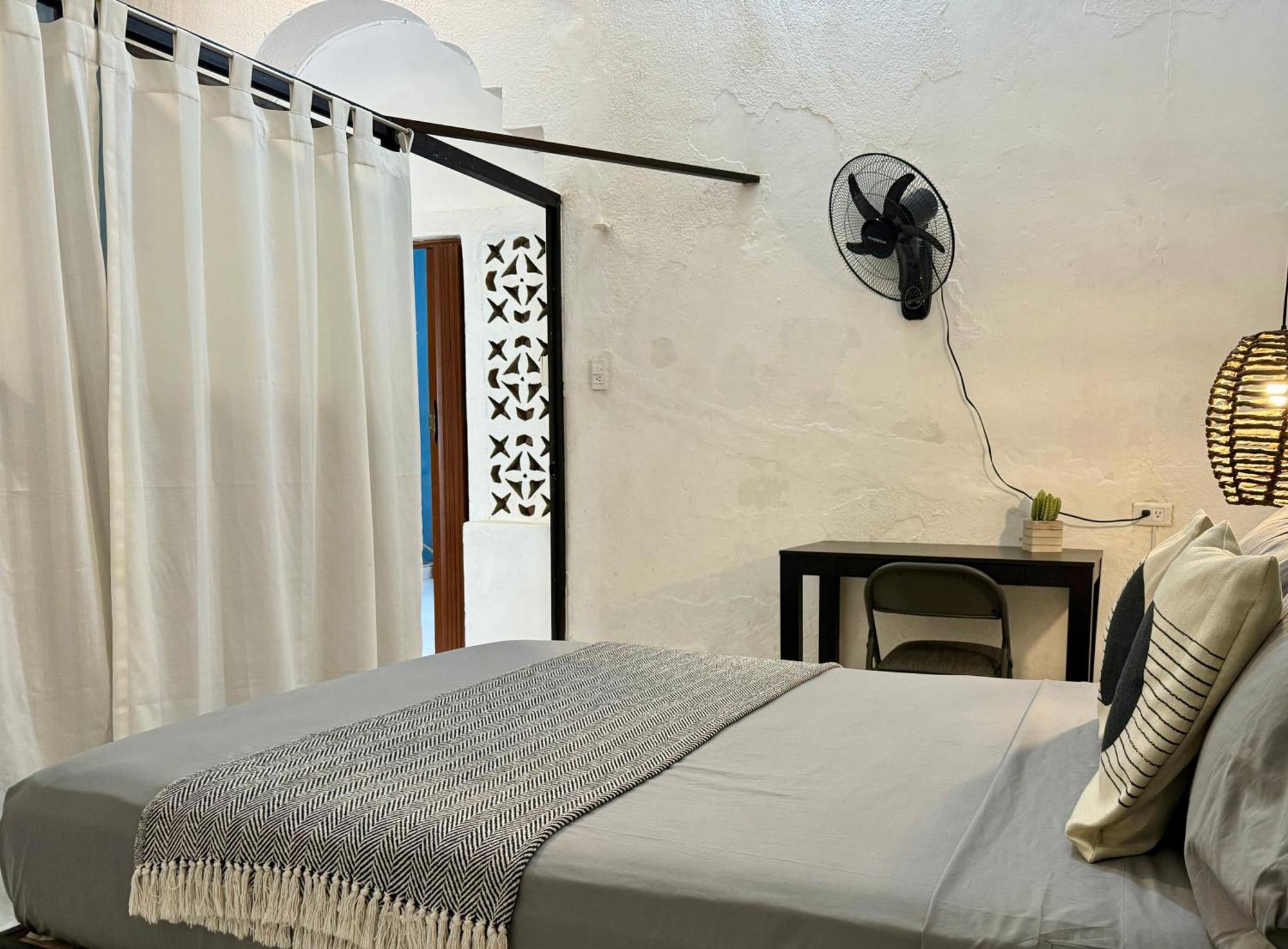 Casita Azul Colonial En El Centro De Merida. Εξωτερικό φωτογραφία